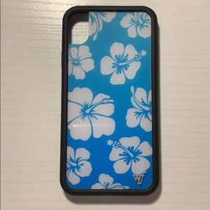 iphone XR wildflower case